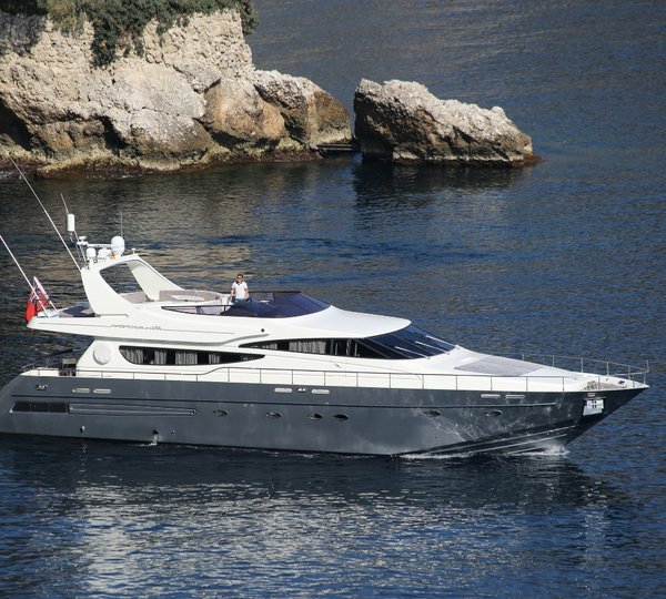 The 23m Yacht DIONE DUE