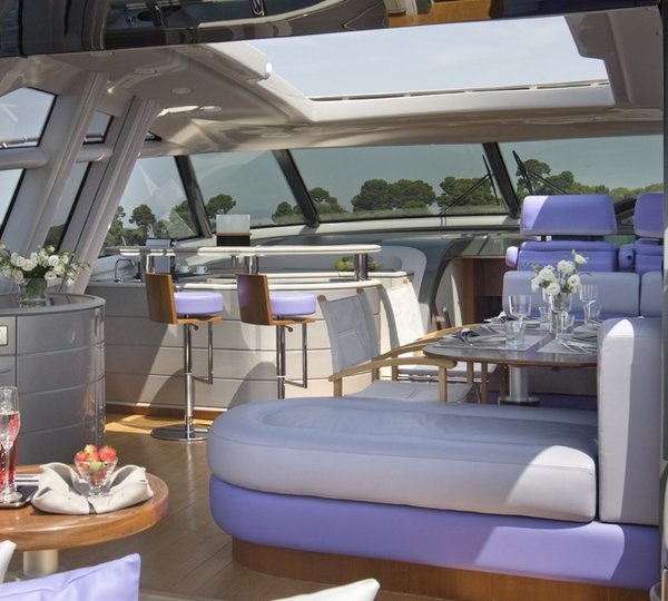 The 23m Yacht LOW BLOW