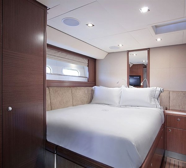 The 24m Yacht AIYANA