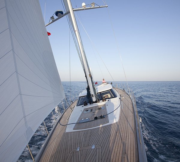The 24m Yacht AIYANA
