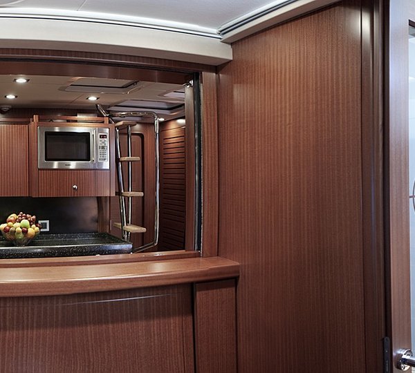 The 24m Yacht AIYANA