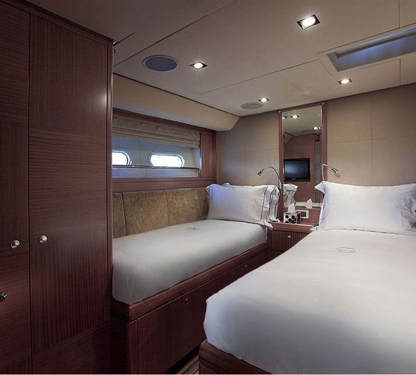 The 24m Yacht AIYANA