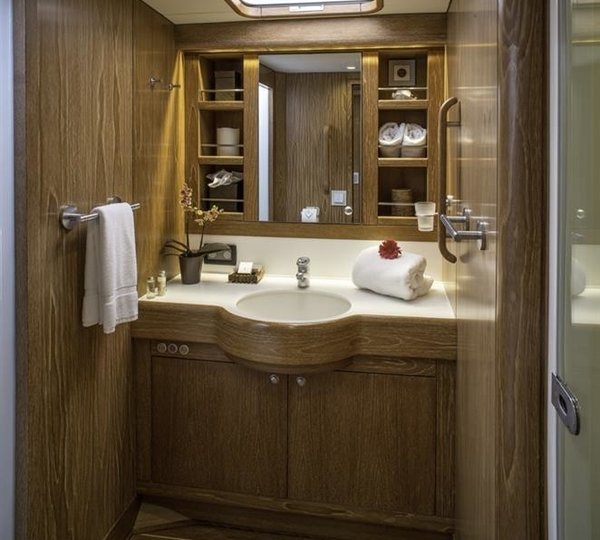 The 24m Yacht CLEVELANDER