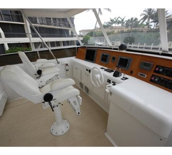 The 24m Yacht KING KALM