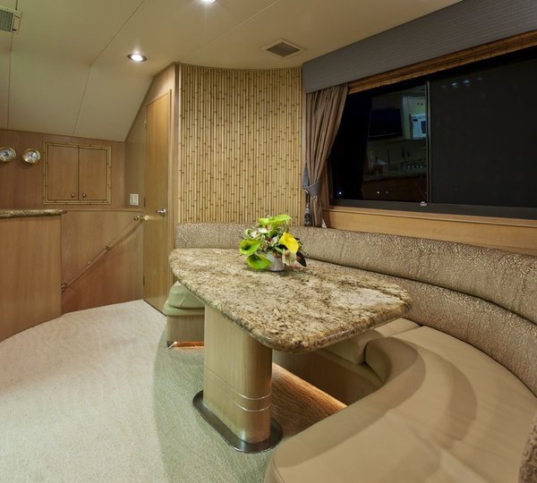 The 24m Yacht LADY LILA