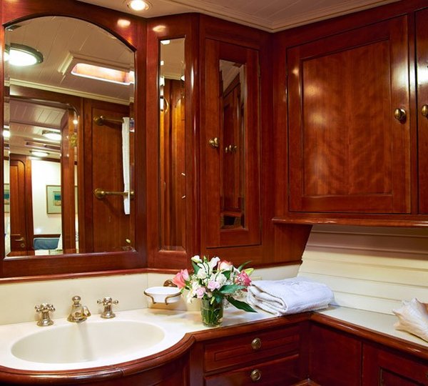 The 24m Yacht VOLTERRA