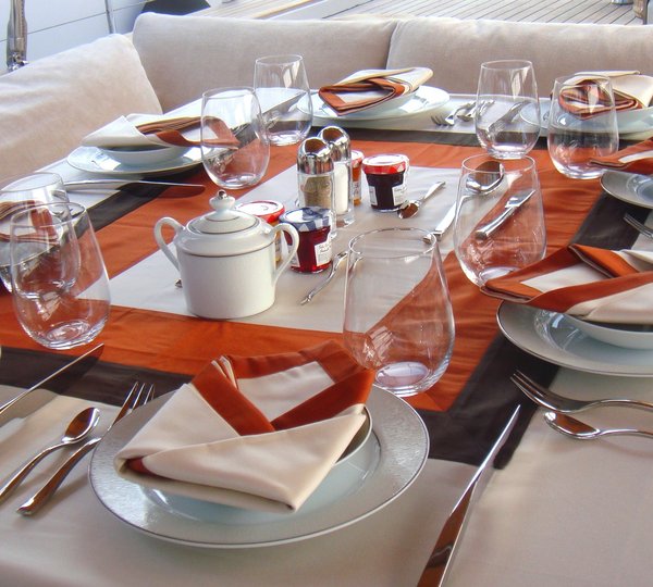 The 25m Yacht VOLADOR