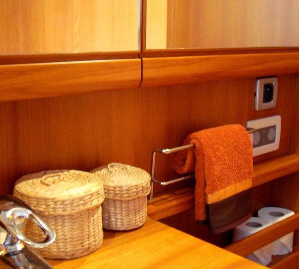 The 25m Yacht VOLADOR