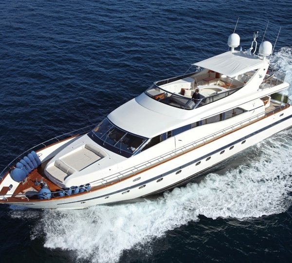 The 26m Yacht BLUEBIRD OF HAPPINESS
