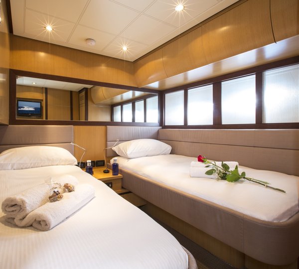 The 27m Yacht TIGER LILY OF LONDON