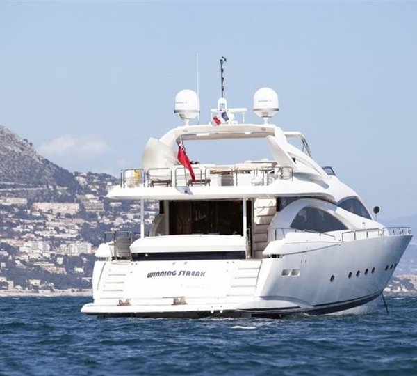 The 28m Yacht WINNING STREAK