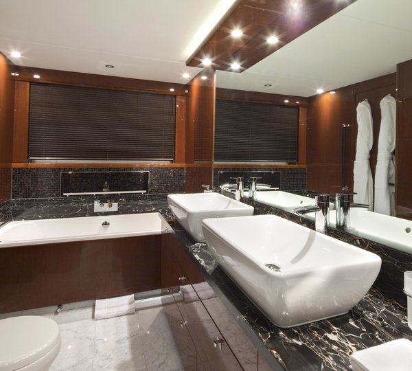 The 29m Yacht LIVERNANO