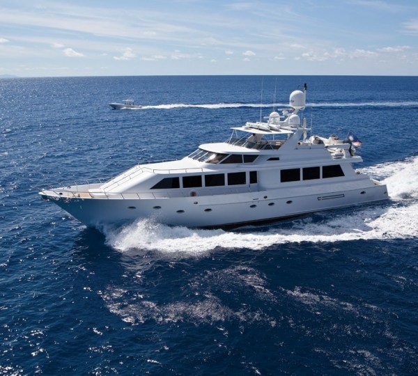 motor yacht CRU