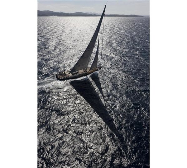 The 30m Yacht CAPE ARROW