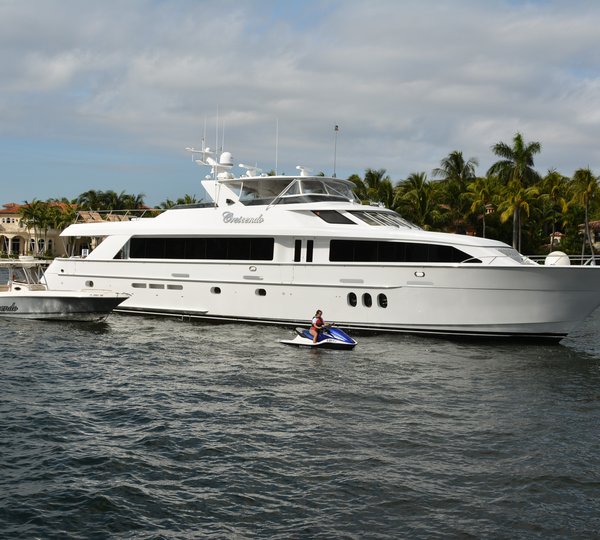 The 30m Yacht CRESCENDO