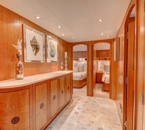 The 30m Yacht CRESCENDO