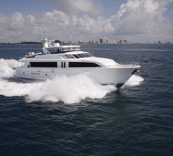 The 30m Yacht CRESCENDO
