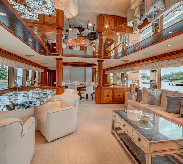 The 30m Yacht CRESCENDO