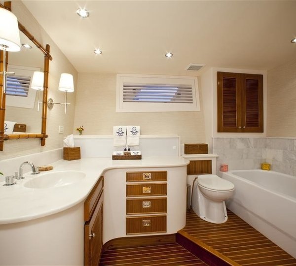 The 30m Yacht GEORGIANA