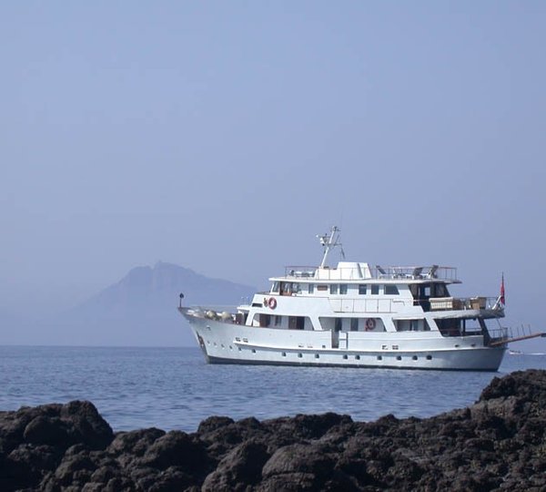 The 30m Yacht LE KIR ROYAL