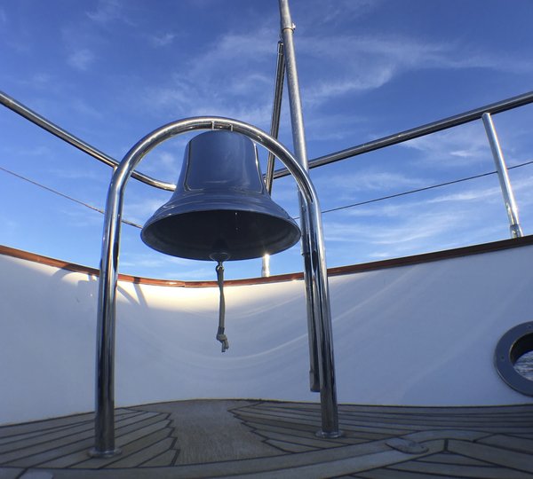 The 30m Yacht REVENGE II