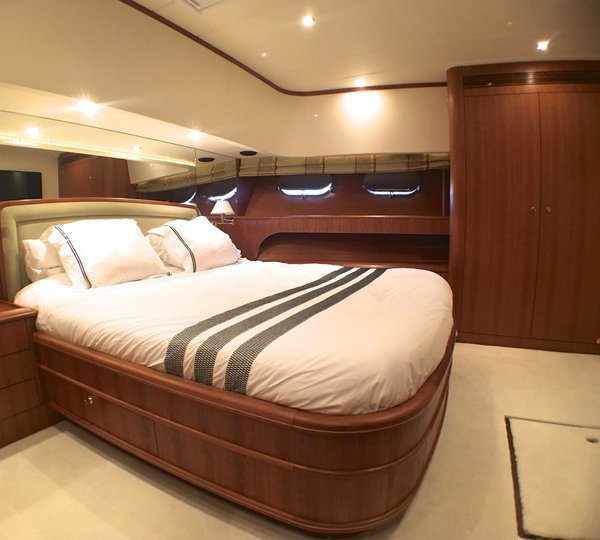 The 30m Yacht REVENGE II