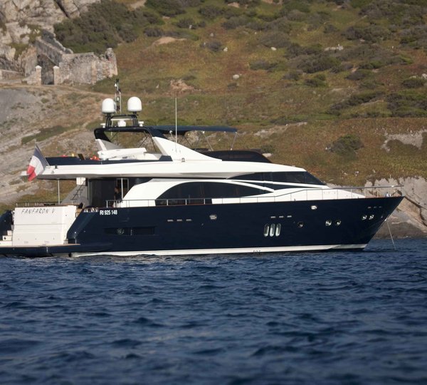 The 30m Yacht REVENGE II
