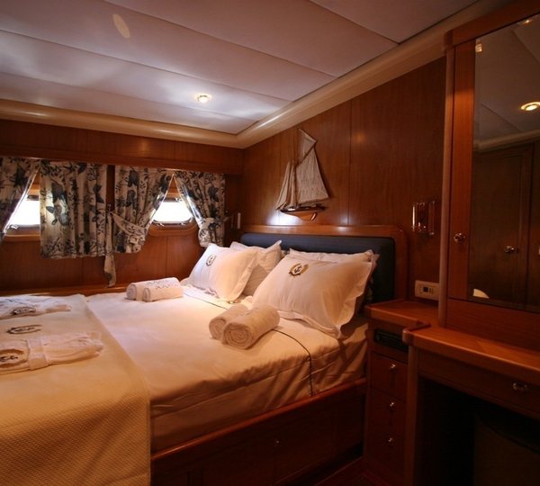 The 30m Yacht SCHATZ