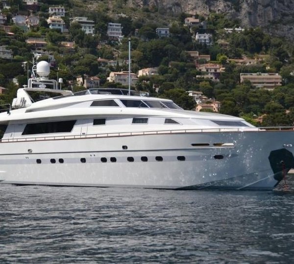 The 30m Yacht SOLONA