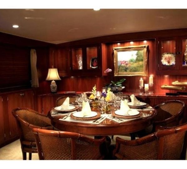 The 31m Yacht BANYAN