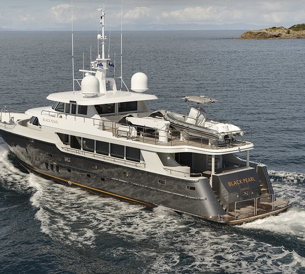 The 31m Yacht BLACK PEARL