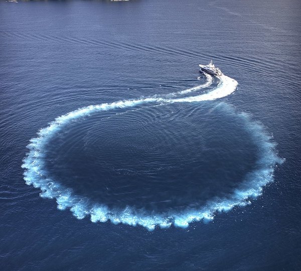 The 31m Yacht BLACK PEARL