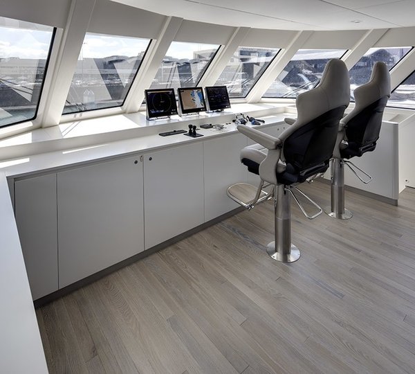 The 31m Yacht BLACK PEARL