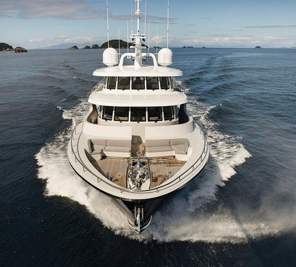 The 31m Yacht BLACK PEARL