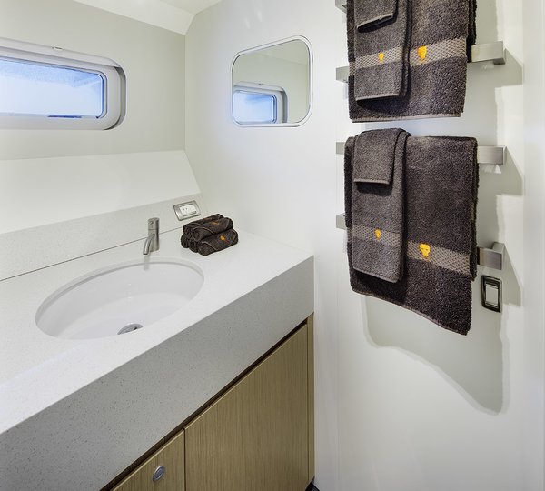 The 31m Yacht BLACK PEARL