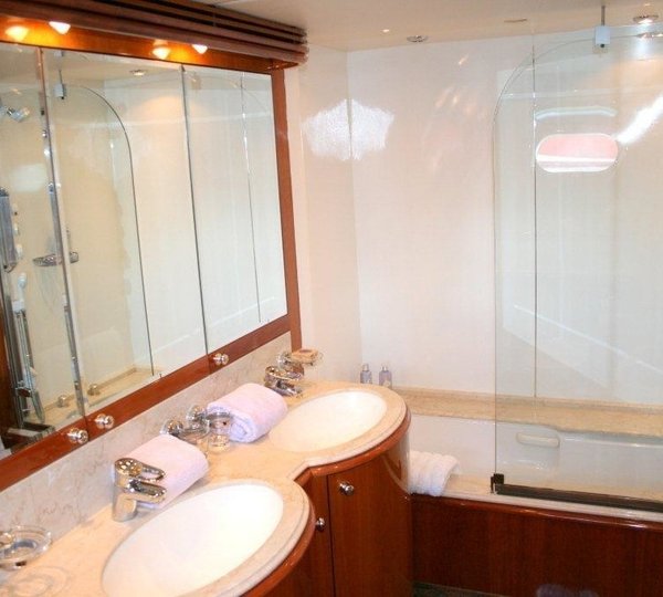 The 32m Yacht BEACHSEEKER