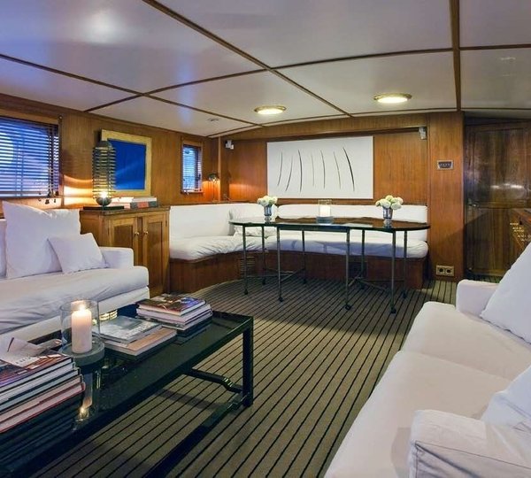 The 32m Yacht CAMARA C