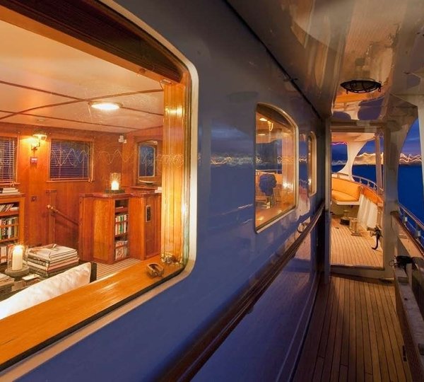 The 32m Yacht CAMARA C