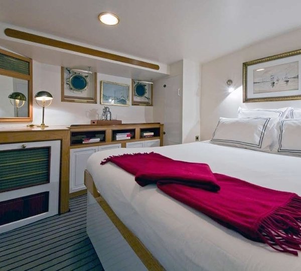 The 32m Yacht CAMARA C