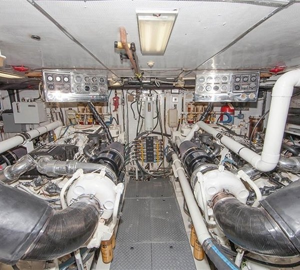 The 32m Yacht FREE BIRD