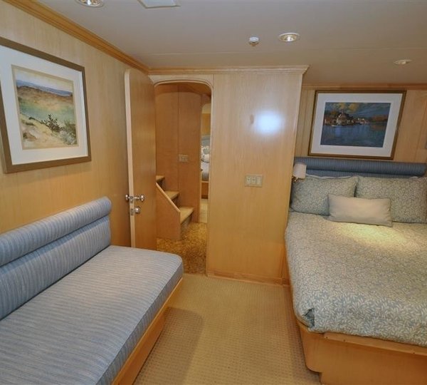 The 32m Yacht LUCKY STARS