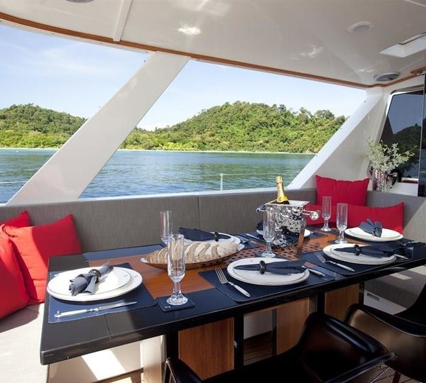 The 32m Yacht SILVER LINING