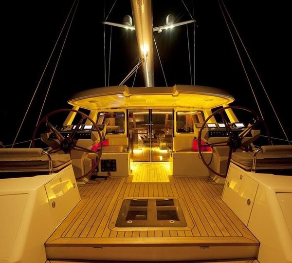 The 32m Yacht SILVER LINING