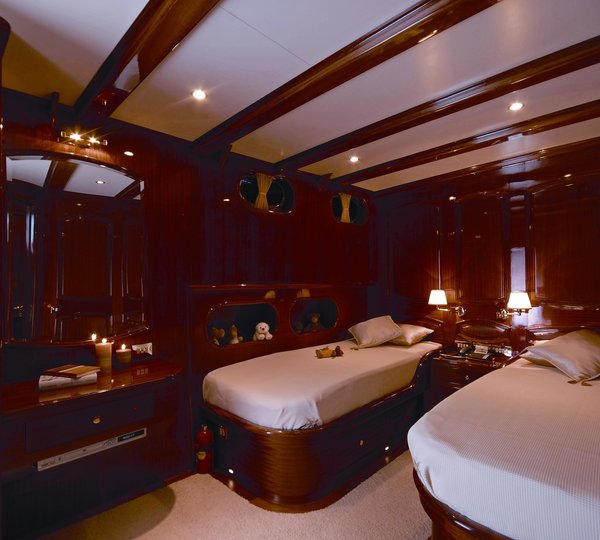 The 34m Yacht BLUE EYES