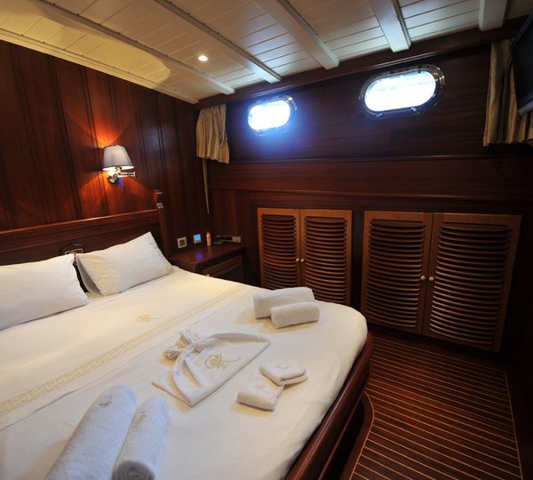 The 34m Yacht PRINCESS KARIA II