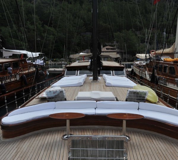 The 34m Yacht PRINCESS KARIA II