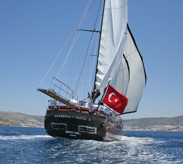 The 34m Yacht PRINCESS KARIA II