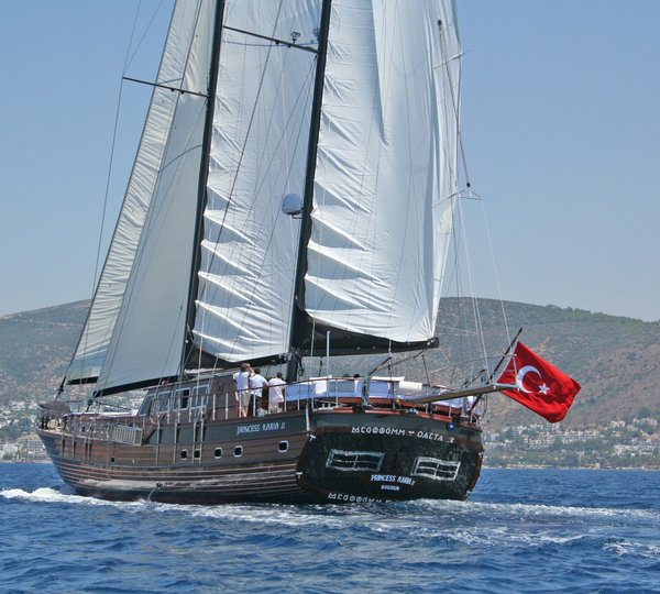 The 34m Yacht PRINCESS KARIA II