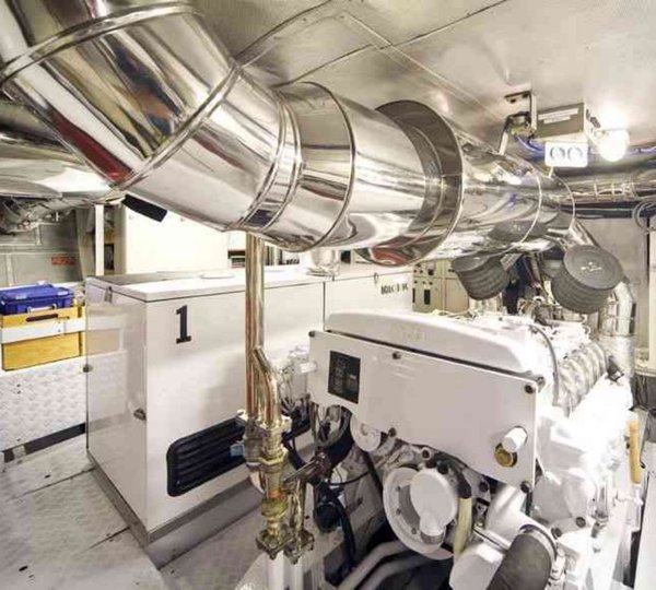 The 34m Yacht TAKAPUNA