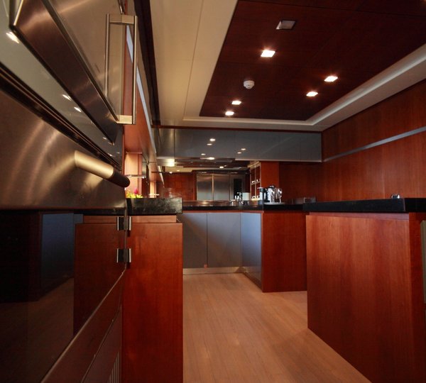 The 35m Yacht HYE SEAS II